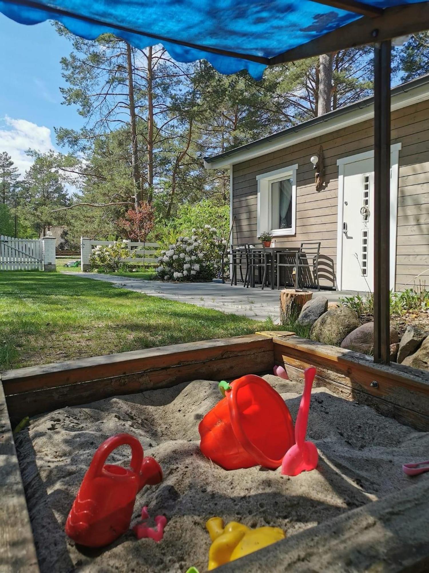 Vila Sosnowy Azyl Wąglikowice Exteriér fotografie